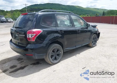 2015 Subaru Forester 2.5I z USA, uszkodzony, nr VIN JF2SJABCXFH597446